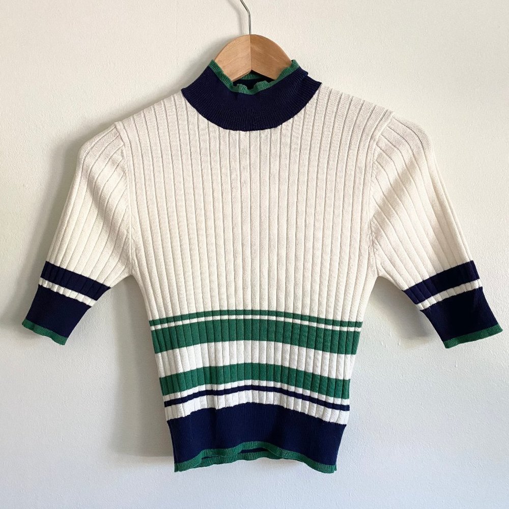 Forever 21 Contemporary Collegiate Cropped Sweater